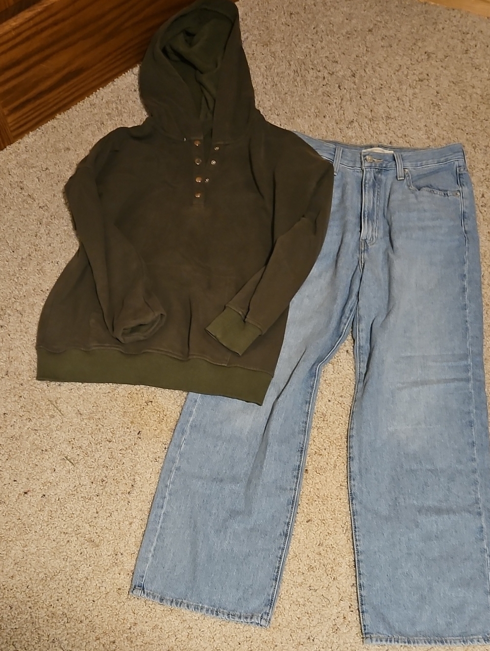 Olive Green Hooded Pullover Sweatshirt
